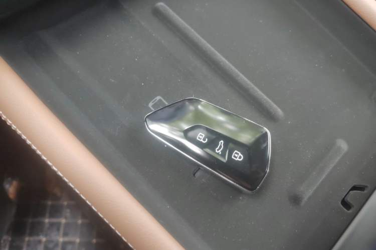 Used Volkswagen Sagitar 2026 S 300TSI Luxury Edition Vehicle Key