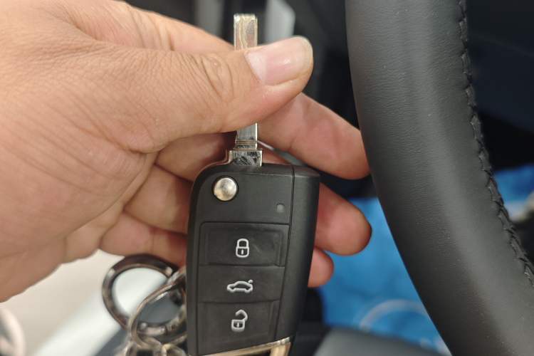 Used Volkswagen Sagitar 2026 Model 30 Million Units Selected 300TSI DSG Surpassing Edition Vehicle Key