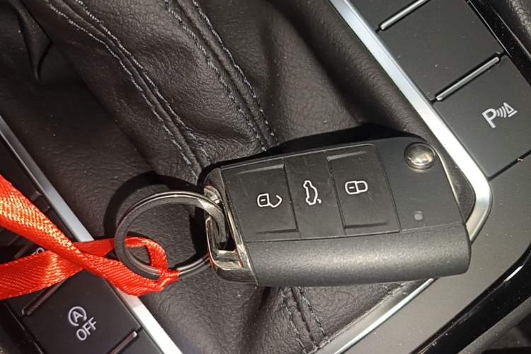 Used Volkswagen Sagitar 2026 Model 30 Million Units Selected 300TSI DSG Surpassing Edition Vehicle Key