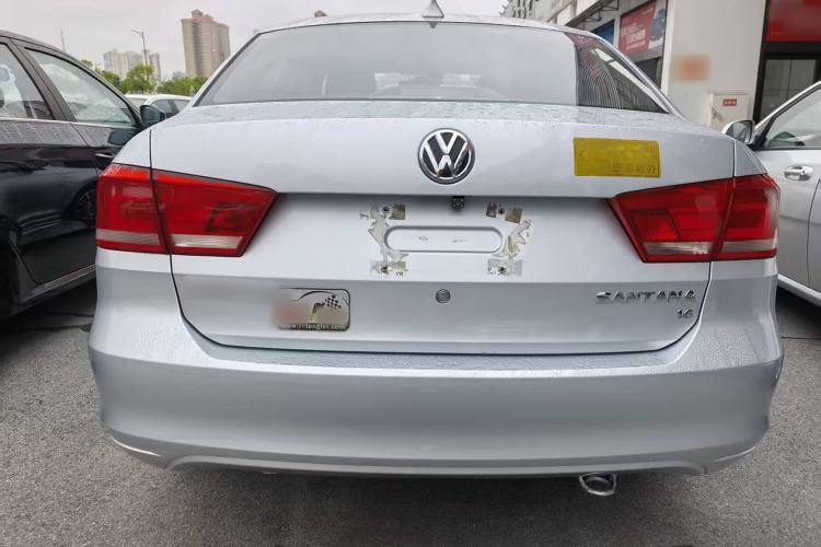 Used Volkswagen Santana 2013 1.6L Automatic Fashion Edition Exterior 3