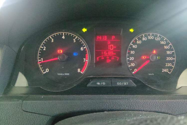 Used Volkswagen Santana 2013 1.6L Automatic Comfort Edition Instrument Cluster