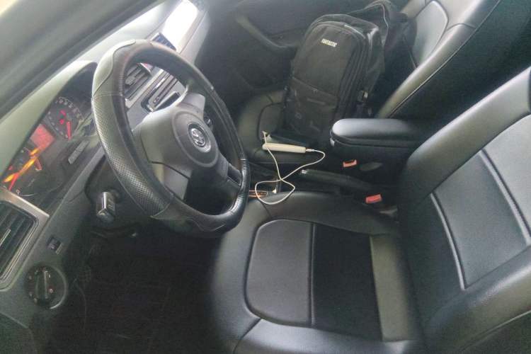 Used Volkswagen Santana 2013 1.6L Automatic Comfort Edition Left Front Seat