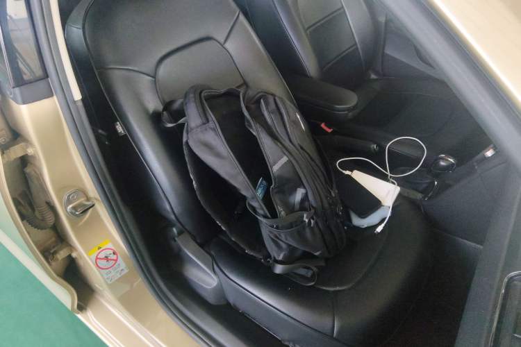 Used Volkswagen Santana 2013 1.6L Automatic Comfort Edition Right Front Seat