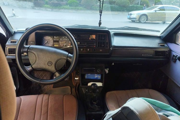 Used Volkswagen Santana  Center Console
