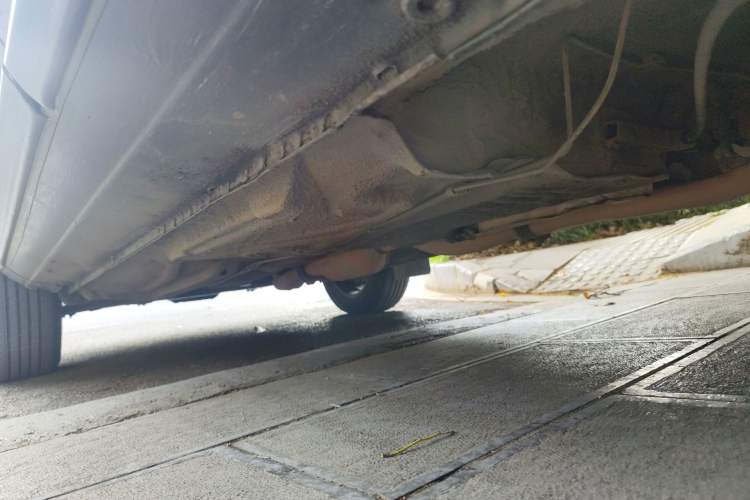Used Volkswagen Santana  Chassis Rear Left