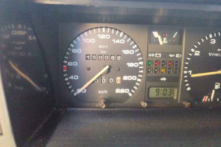 Used Volkswagen Santana  Odometer Close Up
