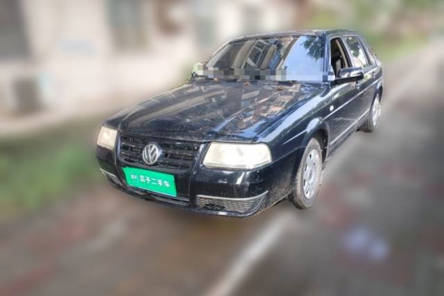 Volkswagen Santana Santana Zhijun 1.8L Manual Luxury Model مستعملة