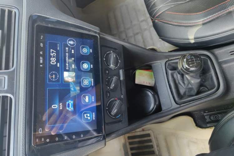 Used Volkswagen Santana 2013 1.6L Manual Fashion Edition Audio And AC Panel
