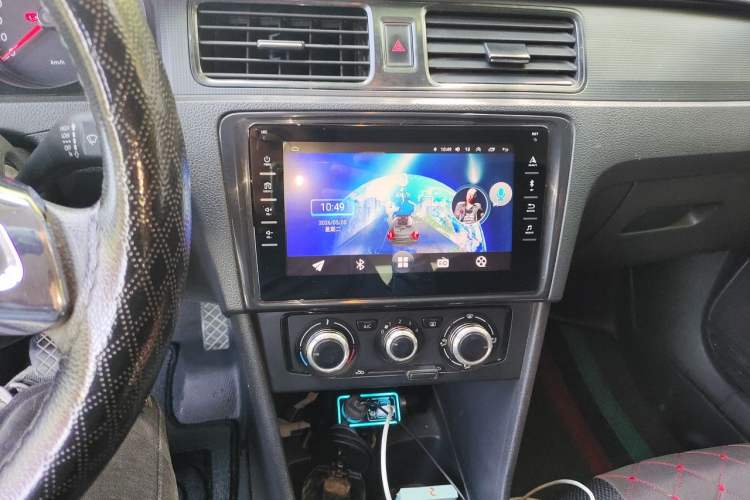 Used Volkswagen Santana 2013 1.6L Manual Fashion Edition Audio And AC Panel