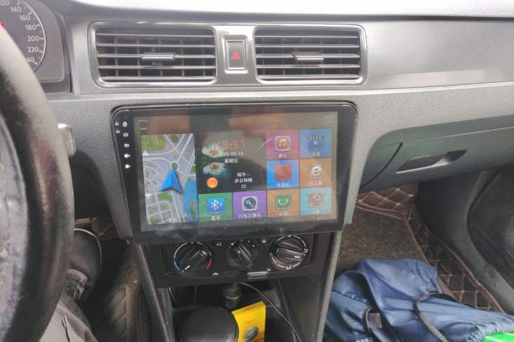 Used Volkswagen Santana 2013 1.4L Manual Fashion Edition Audio And AC Panel