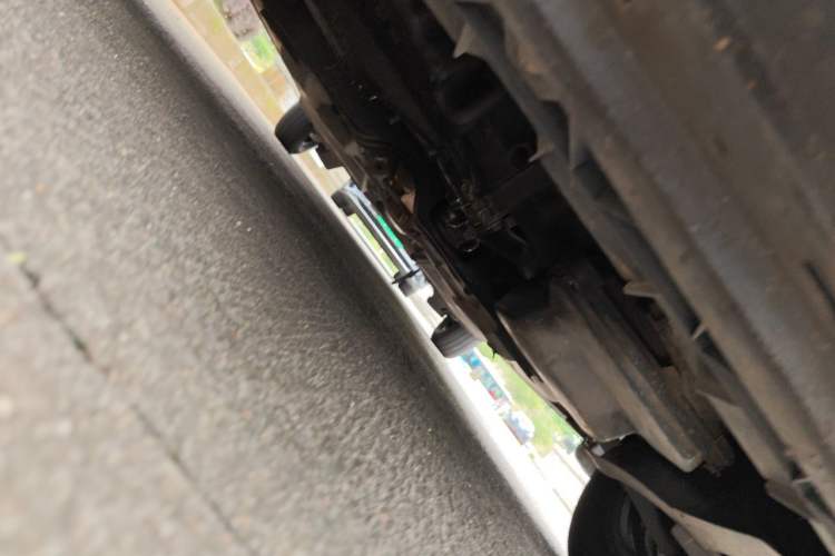Used Volkswagen Santana 2013 1.6L Automatic Fashion Edition Chassis Front