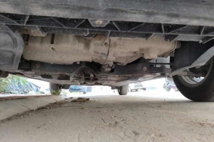 Used Volkswagen Santana 2013 1.4L Manual Fashion Edition Chassis Front