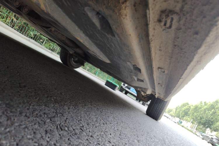 Used Volkswagen Santana 2013 1.6L Manual Fashion Edition Chassis Front Left