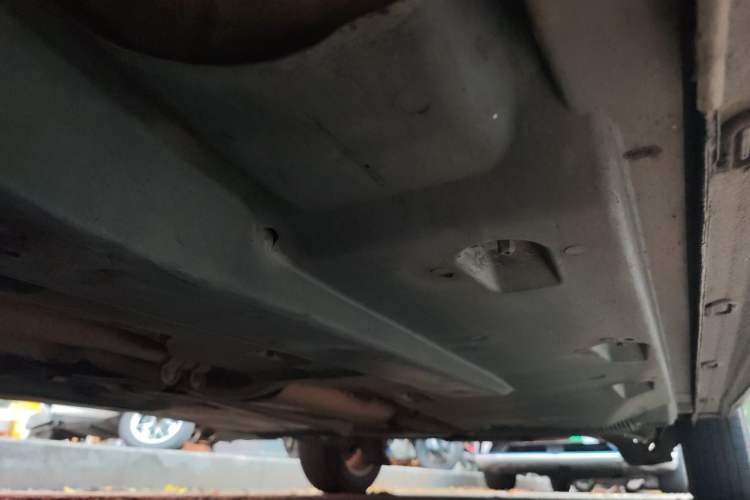 Used Volkswagen Santana 2013 1.6L Manual Comfort Edition Chassis Front Left