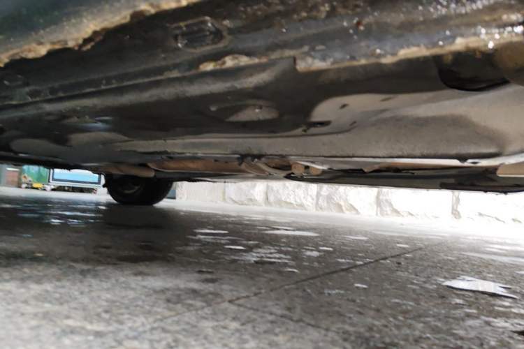 Used Volkswagen Santana 2013 1.6L Manual Fashion Edition Chassis Front Right