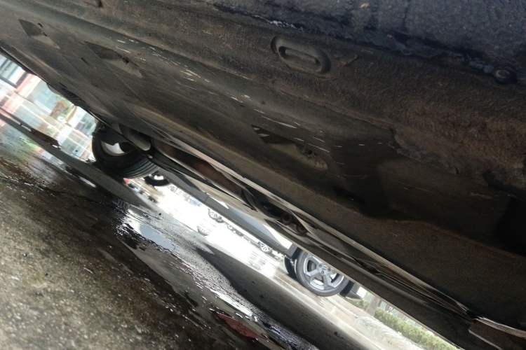 Used Volkswagen Santana 2013 1.6L Automatic Comfort Edition Chassis Front Right