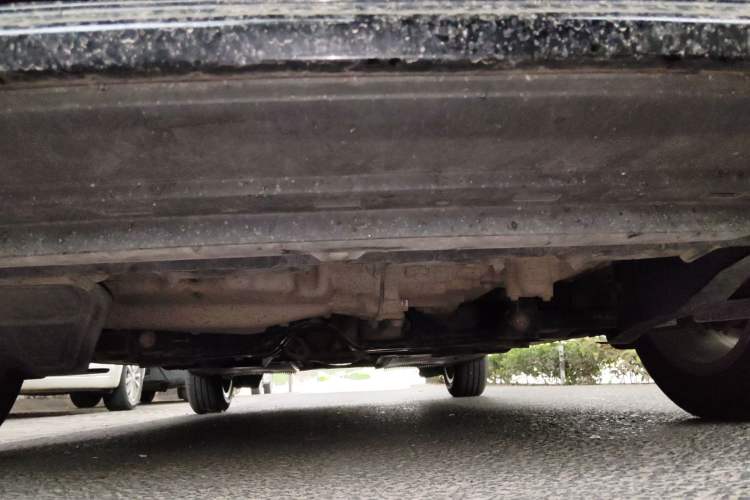 Used Volkswagen Santana 2013 1.4L Manual Comfort Edition Chassis Front