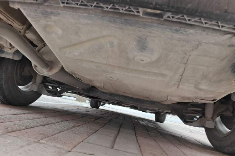 Used Volkswagen Santana 2013 1.6L Manual Fashion Edition Chassis Rear