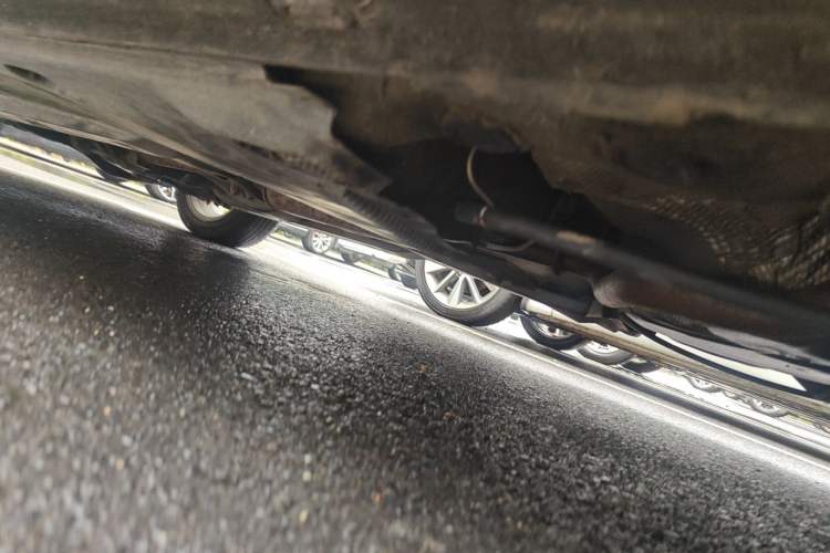 Used Volkswagen Santana 2013 1.6L Automatic Comfort Edition Chassis Rear Left