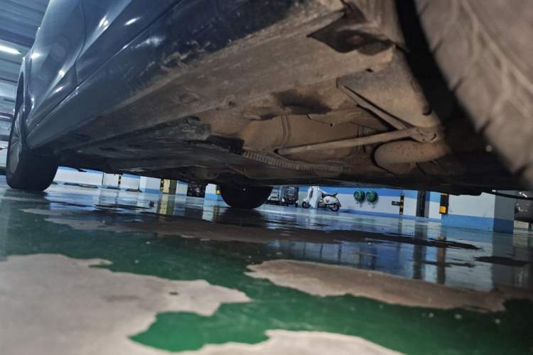 Used Volkswagen Santana 2013 1.6L Manual Fashion Edition Chassis Rear Left