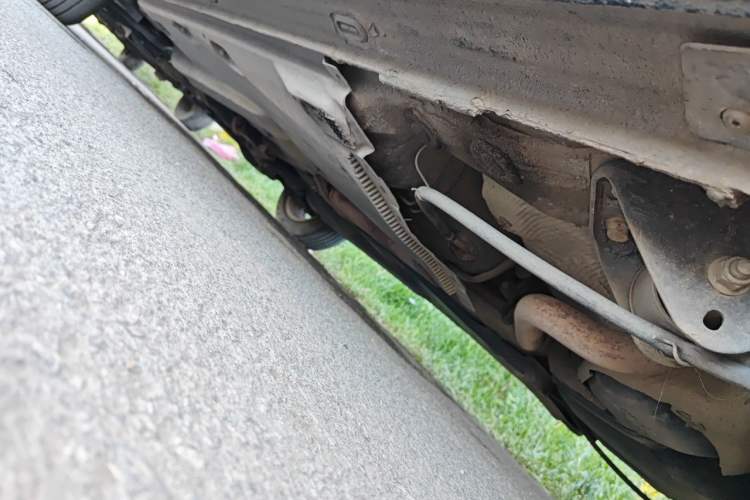Used Volkswagen Santana 2013 1.6L Manual Comfort Edition Chassis Rear Left