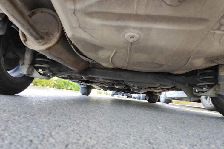 Used Volkswagen Santana 2013 1.6L Manual Fashion Edition Chassis Rear