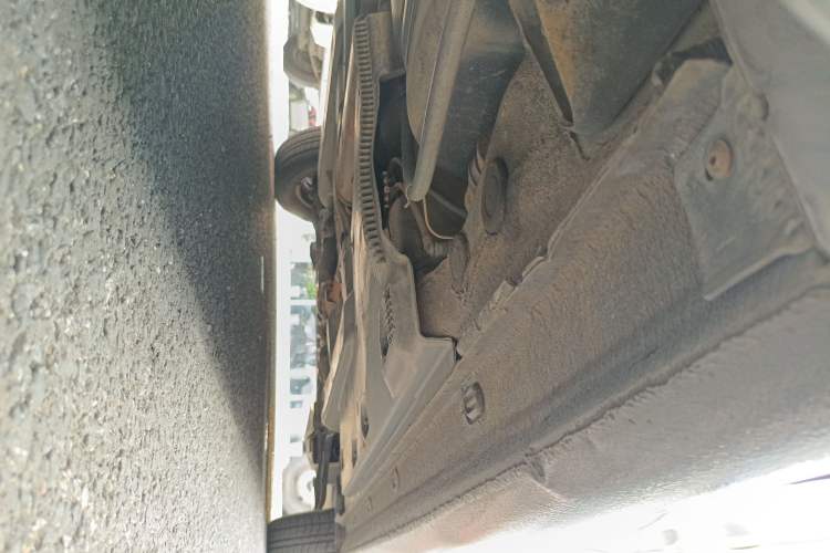 Used Volkswagen Santana 2013 1.6L Manual Fashion Edition Chassis Rear Right