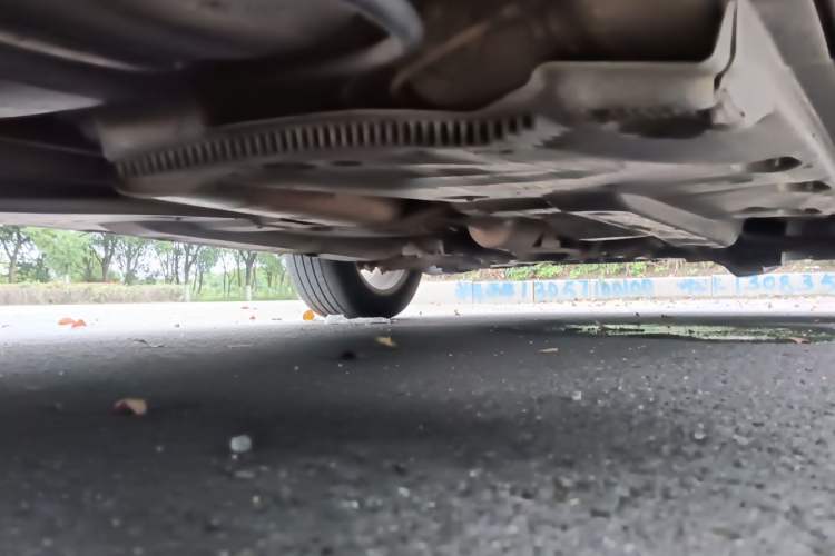 Used Volkswagen Santana 2013 1.6L Manual Comfort Edition Chassis Rear Right