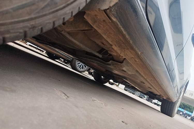 Used Volkswagen Santana 2013 1.4L Manual Comfort Edition Chassis Rear Right