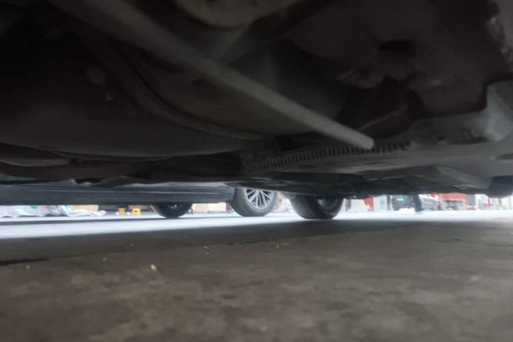 Used Volkswagen Santana 2013 1.4L Manual Comfort Edition Chassis Rear Right