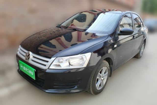 Volkswagen Santana 2013 1.4L Manual Fashion Edition usado