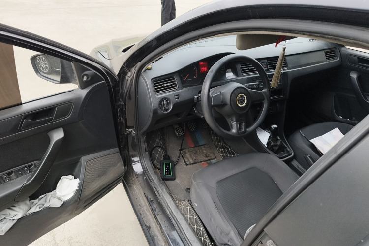 Used Volkswagen Santana 2013 1.4L Manual Fashion Edition Driver Seat