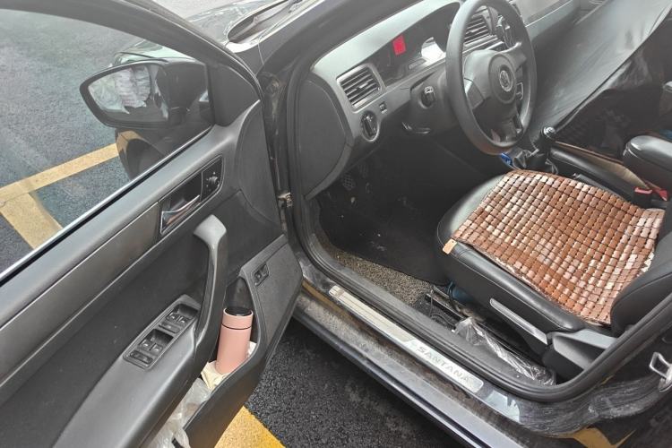 Used Volkswagen Santana 2013 1.6L Manual Comfort Edition Driver Seat