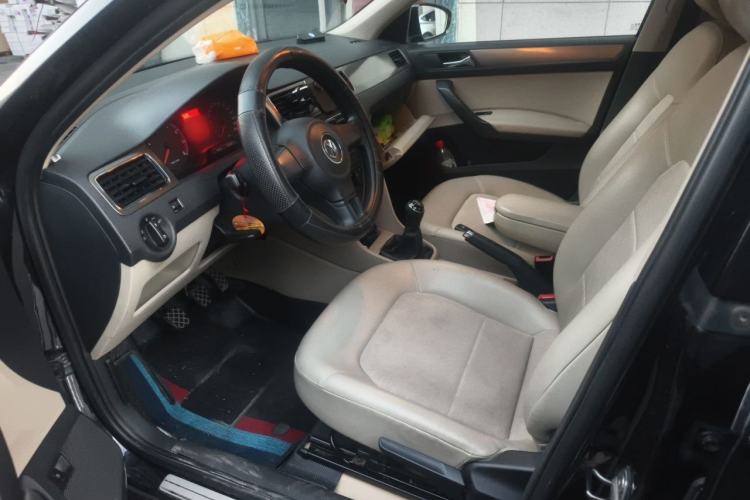 Used Volkswagen Santana 2013 1.4L Manual Comfort Edition Driver Seat