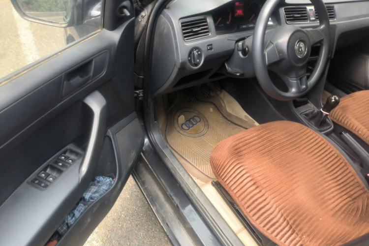 Used Volkswagen Santana 2013 1.4L Manual Fashion Edition Driver Seat