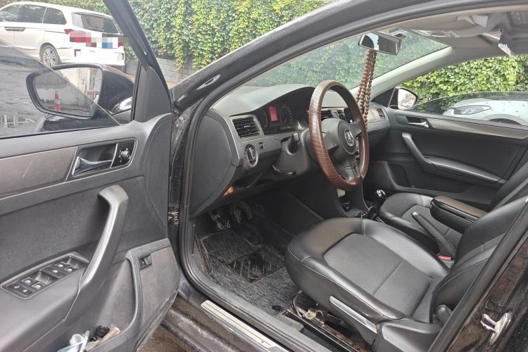 Used Volkswagen Santana 2013 1.4L Manual Comfort Edition Driver Seat