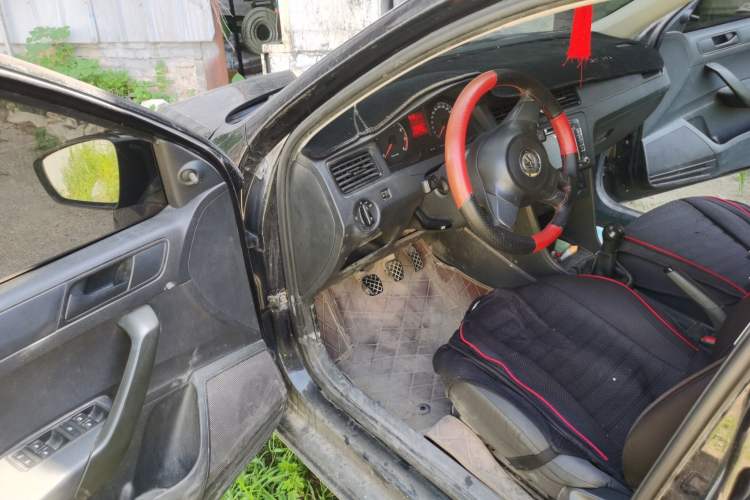 Used Volkswagen Santana 2013 1.4L Manual Fashion Edition Driver Seat