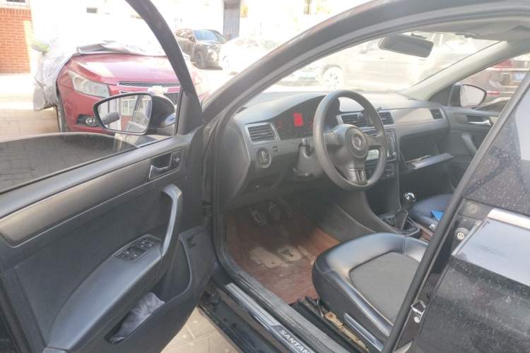 Used Volkswagen Santana 2013 1.4L Manual Comfort Edition Driver Seat