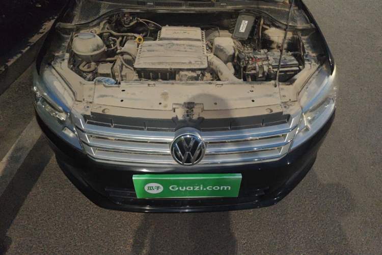 Used Volkswagen Santana 2013 1.6L Manual Comfort Edition Engine Bay