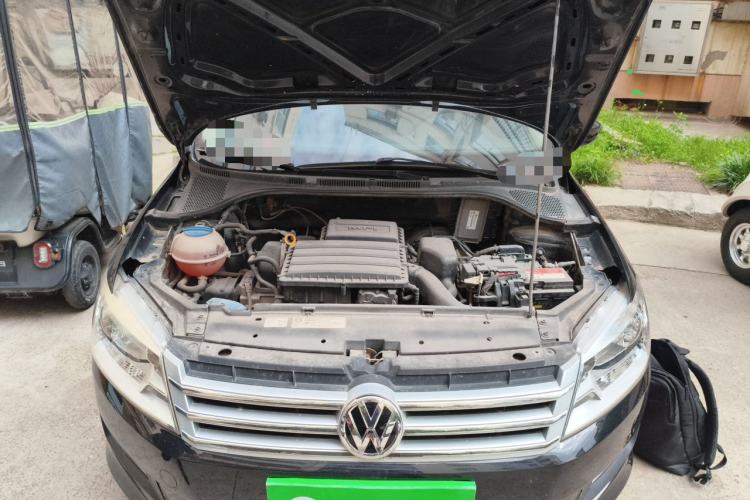 Used Volkswagen Santana 2013 1.6L Automatic Luxury Edition Engine Bay