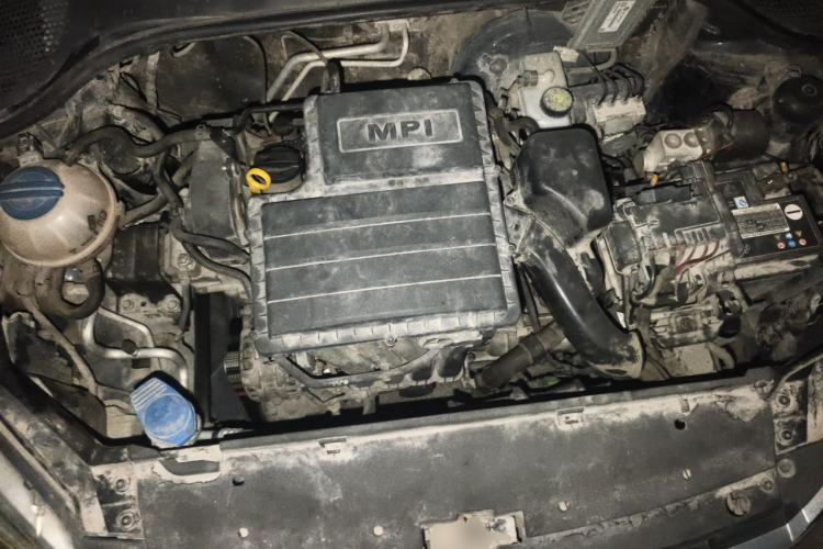 Used Volkswagen Santana 2013 1.4L Manual Comfort Edition Engine Bay