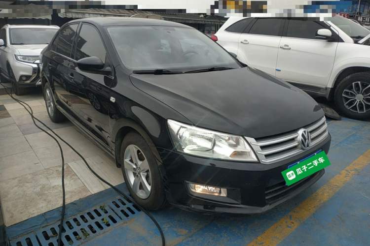 Used Volkswagen Santana 2013 1.6L Automatic Comfort Edition Exterior 1