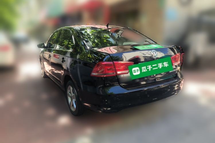 Used Volkswagen Santana 2013 1.6L Manual Comfort Edition Exterior 3