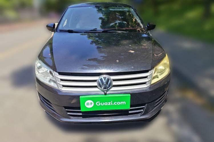 Used Volkswagen Santana 2013 1.6L Manual Fashion Edition Front