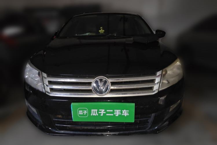 Used Volkswagen Santana 2013 1.6L Automatic Comfort Edition Front