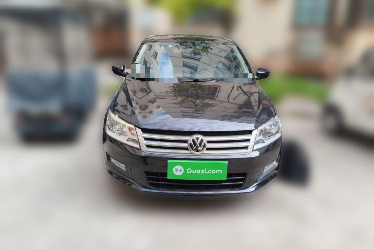 Used Volkswagen Santana 2013 1.6L Automatic Luxury Edition Front