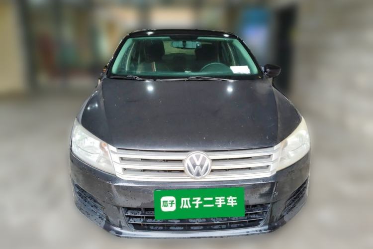 Used Volkswagen Santana 2013 1.6L Manual Fashion Edition Front