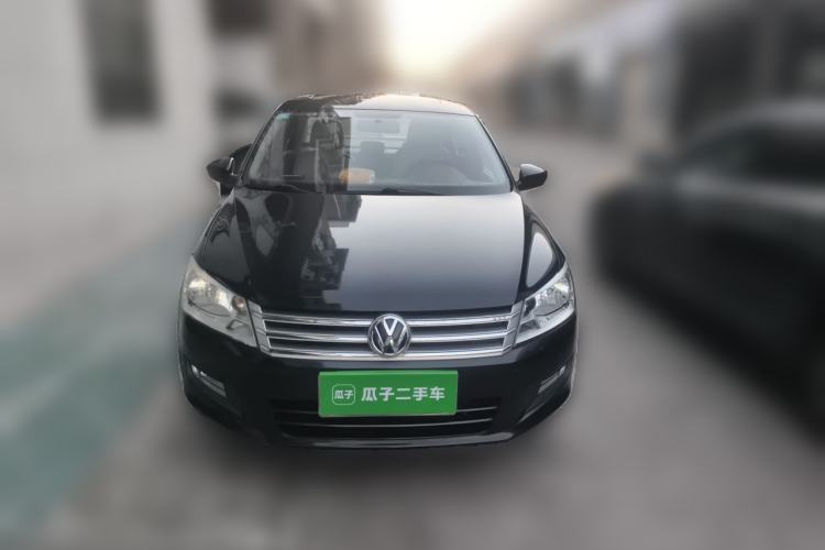 Used Volkswagen Santana 2013 1.4L Manual Comfort Edition Front