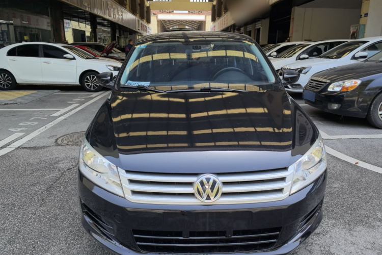 Used Volkswagen Santana 2013 1.6L Automatic Fashion Edition Front