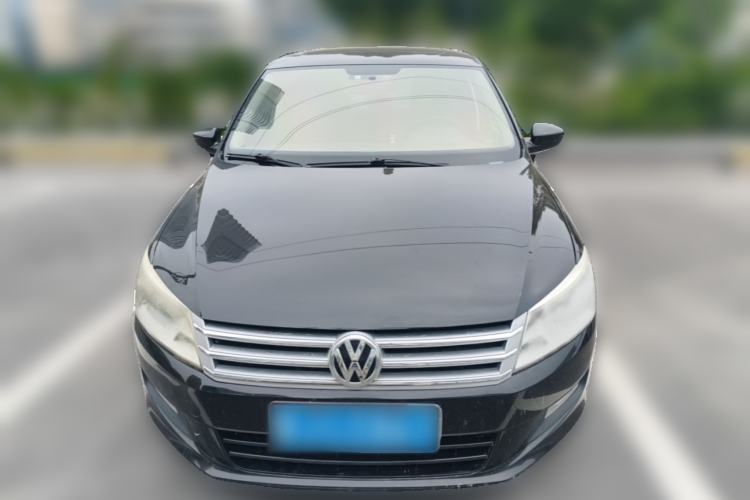 Used Volkswagen Santana 2013 1.6L Manual Comfort Edition Front